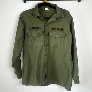 Vintage OG107 Fatigue Shirt, Size 16 1/2 x 34, 1971 US Army Small